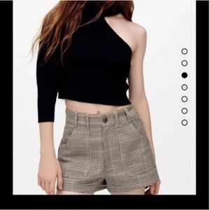 Zara High Waisted Plaid Shorts Size Small